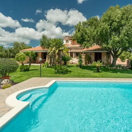 Sardinia Family - Adina With Private Pool In Arzachena