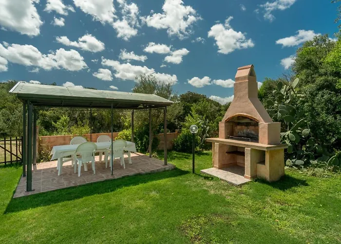 ヴィラ Sardinia Family - Adina With Private Pool In *